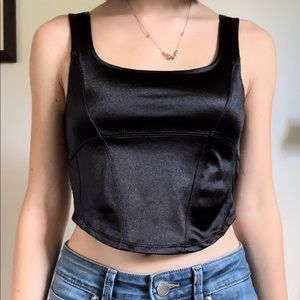 Black Crop-Tank Top